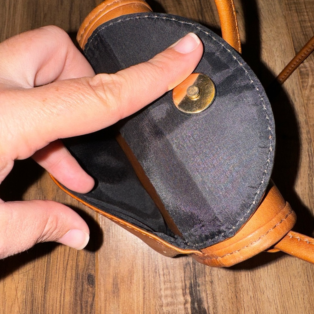 HOBO Brown Leather Crossbody Bag - Picture 2 of 7